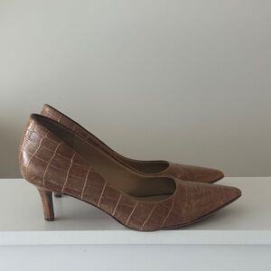 Naturalizer Brown Croc-Embossed Heels